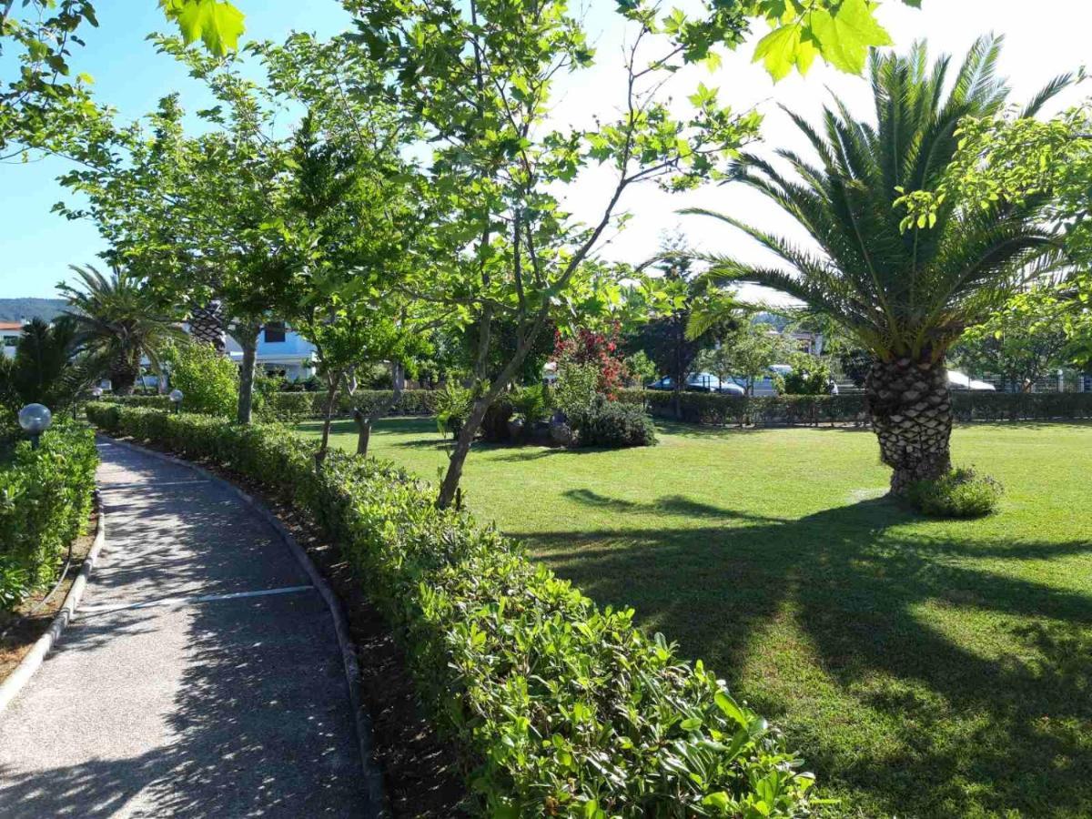 Villa 3Ω Nea Skioni Exteriér fotografie