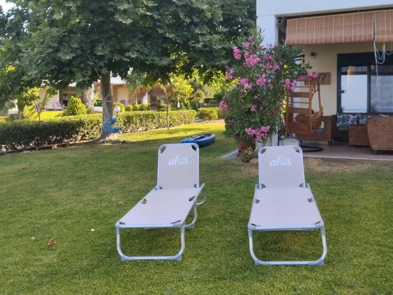 Villa 3Ω Nea Skioni Exteriér fotografie